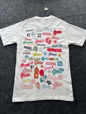 Glossier 10th Anniversary Birthday Sticker Graphic T-Shirt White Size XS